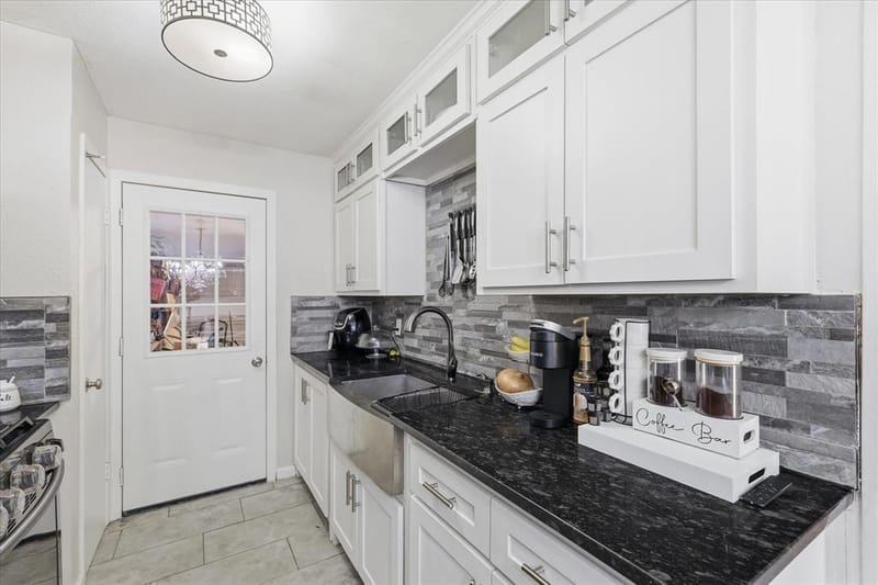 450 Price Drive, Lewisville TX 75067 - Photo 10