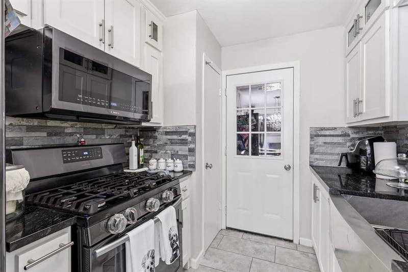 450 Price Drive, Lewisville TX 75067 - Photo 11