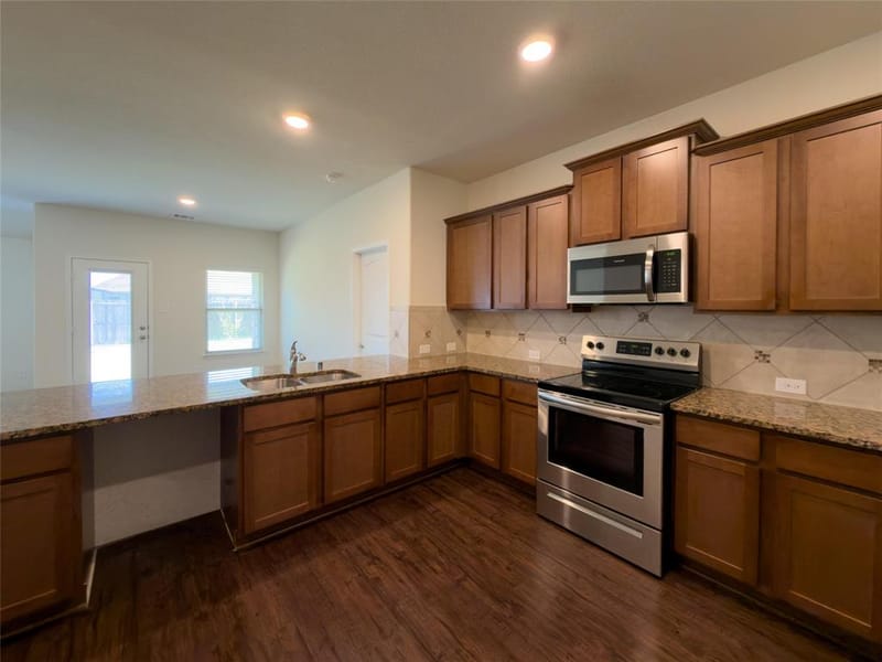 3149 Honeycomb Way, Royse City TX 75189 - Photo 4