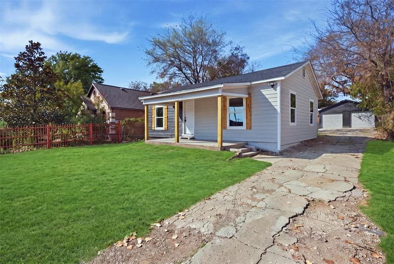 3113 Avenue I, Fort Worth TX 76105