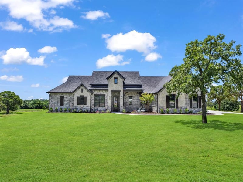 148 Daggett Drive, Decatur TX 76234