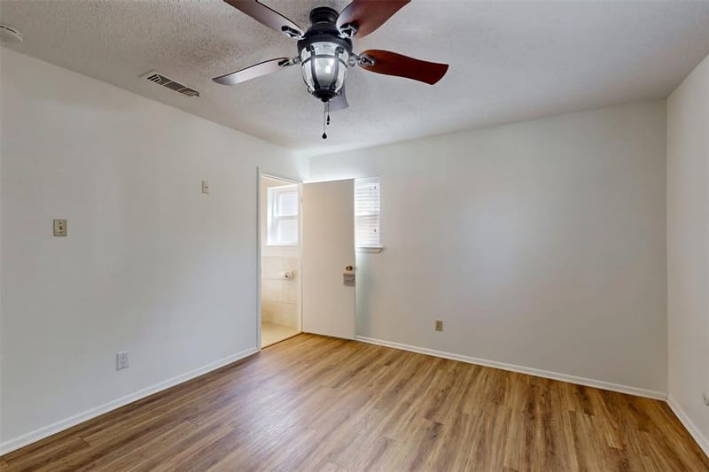 1000 Springdale Road, Bedford TX 76021 - Photo 17