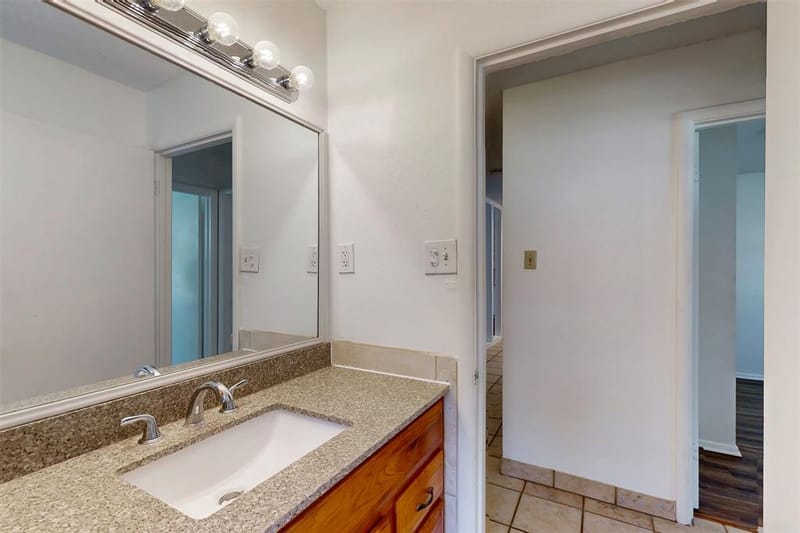 1000 Springdale Road, Bedford TX 76021 - Photo 24
