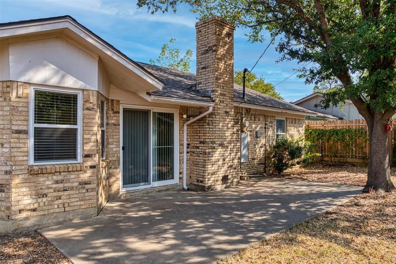1000 Springdale Road, Bedford TX 76021 - Photo 30