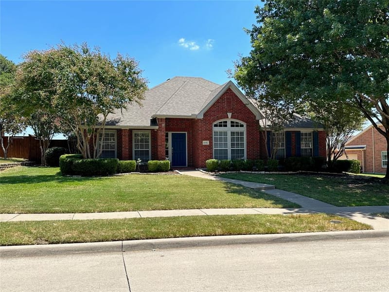 10700 Briar Brook Lane, Frisco TX 75033 - Photo 3