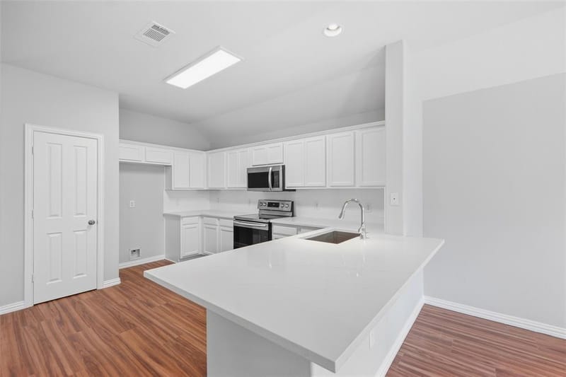 717 Creekside Drive, Little Elm TX 75068 - Photo 13