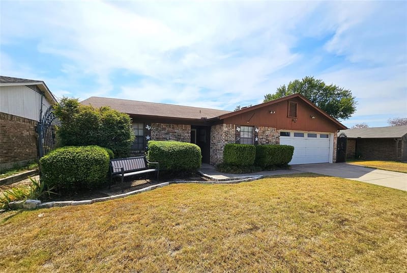 6208 Brookside Drive, Watauga TX 76148 - Photo 27