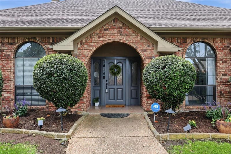 1516 Glastonbury Drive, Plano TX 75075 - Photo 2