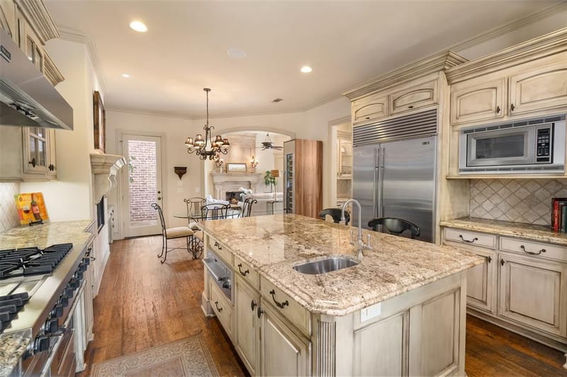 12010 Edgestone Road, Dallas TX 75230 - Photo 13