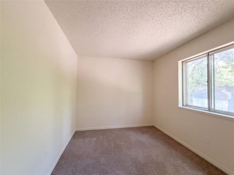 2610 Fallcreek Street, Arlington TX 76014 - Photo 13