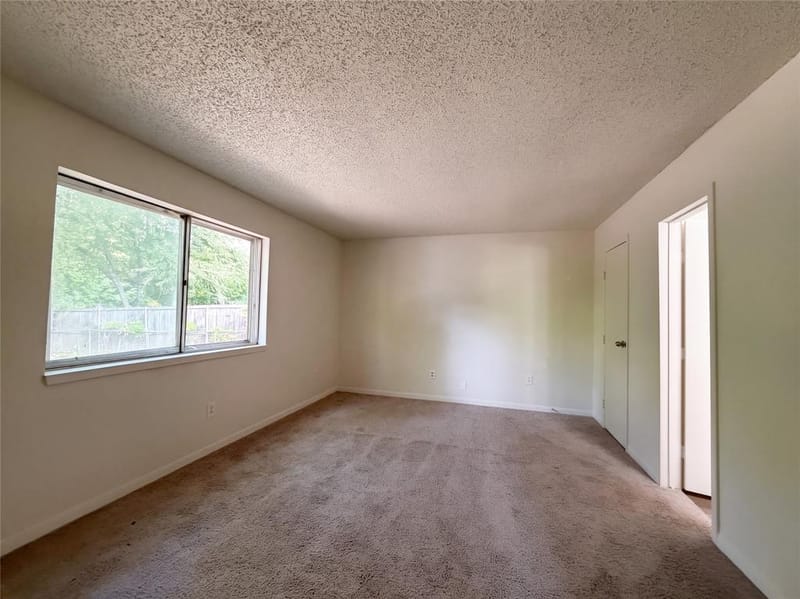 2610 Fallcreek Street, Arlington TX 76014 - Photo 11