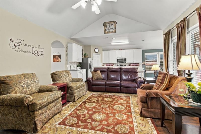 2412 Clubhouse Drive, Denton TX 76210 - Photo 8