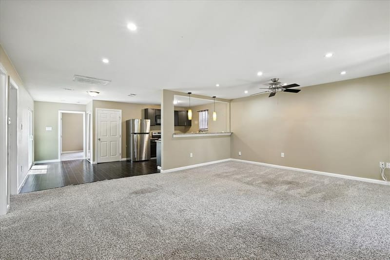 7243 Ash Street, Frisco TX 75034 - Photo 2