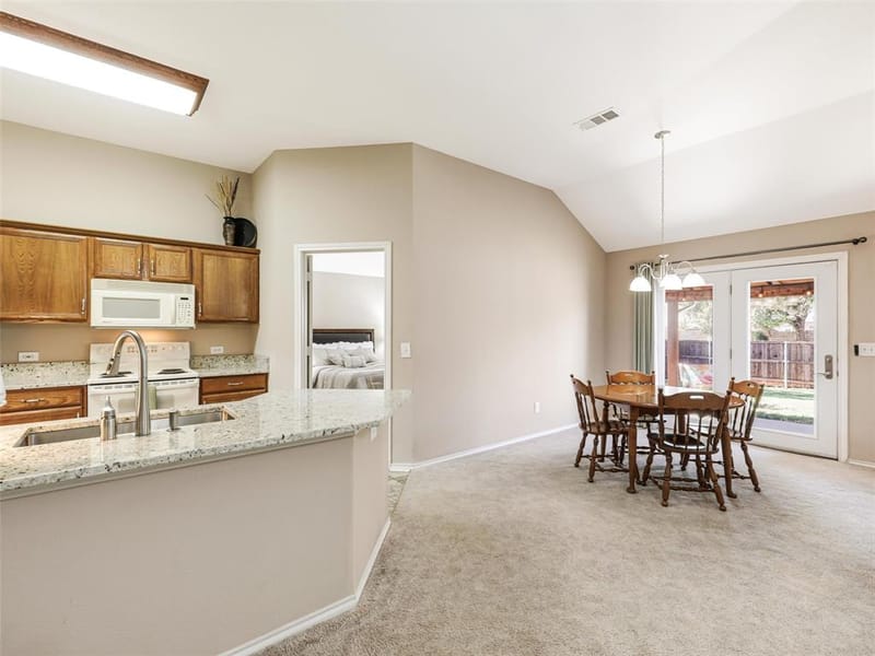 2109 Lilac Circle, McKinney TX 75071 - Photo 10