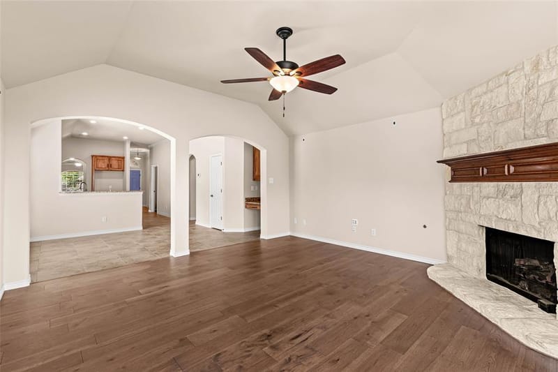 11800 Basilwood Drive, Fort Worth TX 76244 - Photo 7