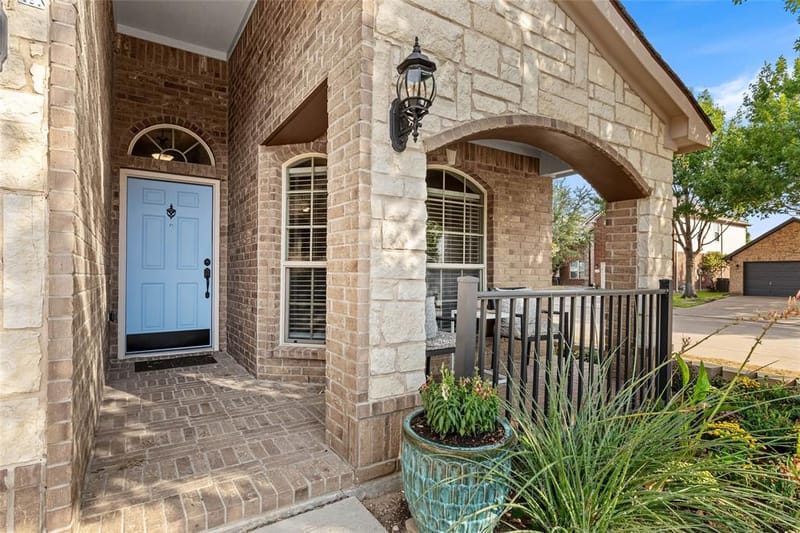 11800 Basilwood Drive, Fort Worth TX 76244 - Photo 3