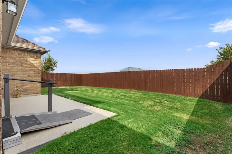11800 Basilwood Drive, Fort Worth TX 76244 - Photo 5