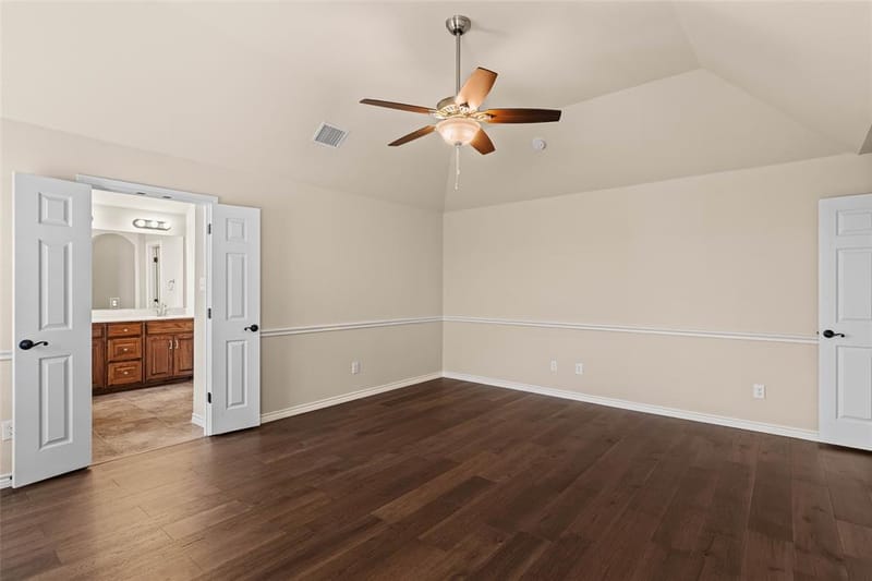 11800 Basilwood Drive, Fort Worth TX 76244 - Photo 15