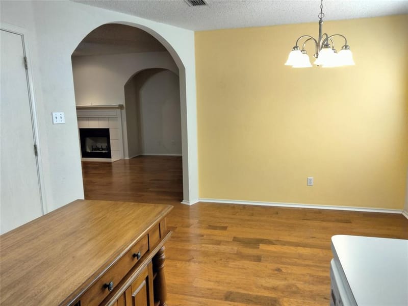 309 Odell Street, Cleburne TX 76033 - Photo 12
