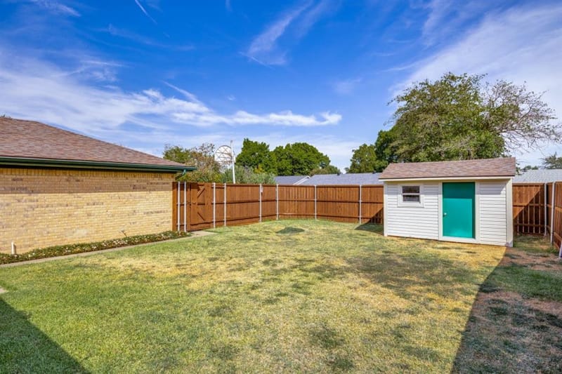 1721 Guildford Street, Garland TX 75044 - Photo 22