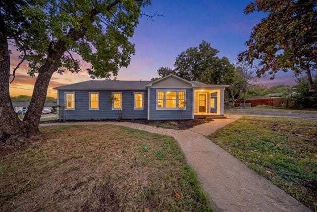 610 N Shawnee Street, Ennis TX 75119