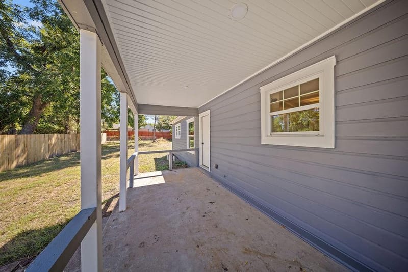 610 N Shawnee Street, Ennis TX 75119 - Photo 35