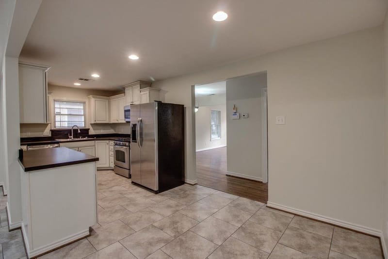 1311 S Edgefield Avenue, Dallas TX 75208 - Photo 6