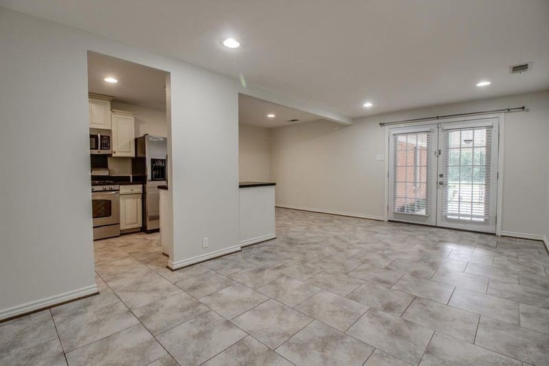 1311 S Edgefield Avenue, Dallas TX 75208 - Photo 8