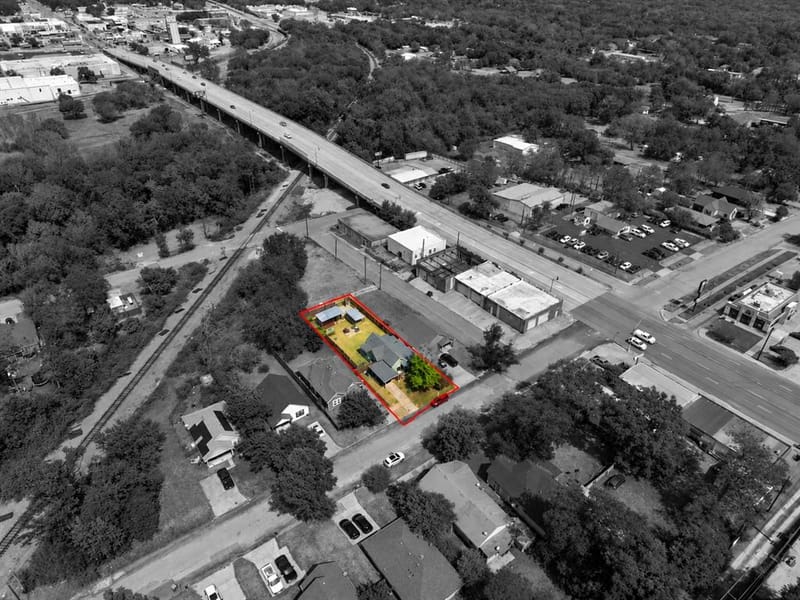 215 W Munson Street, Denison TX 75020 - Photo 29