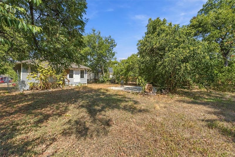 2114 lyle Avenue, Waco TX 76708 - Photo 14