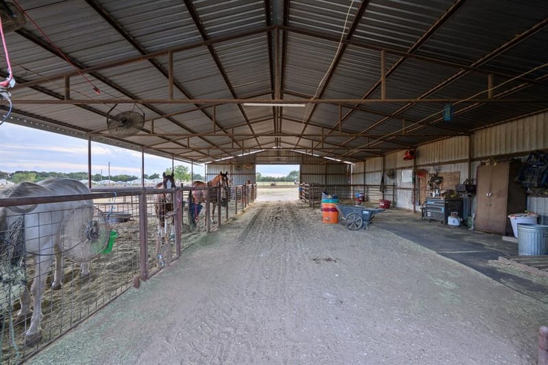 1270 County Road 437, Stephenville TX 76401 - Photo 9
