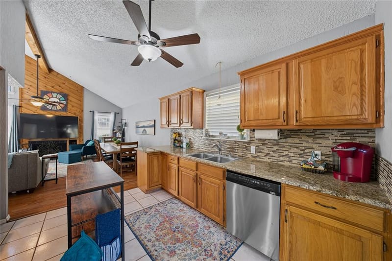 517 Shore Line Drive, Tool TX 75143 - Photo 8