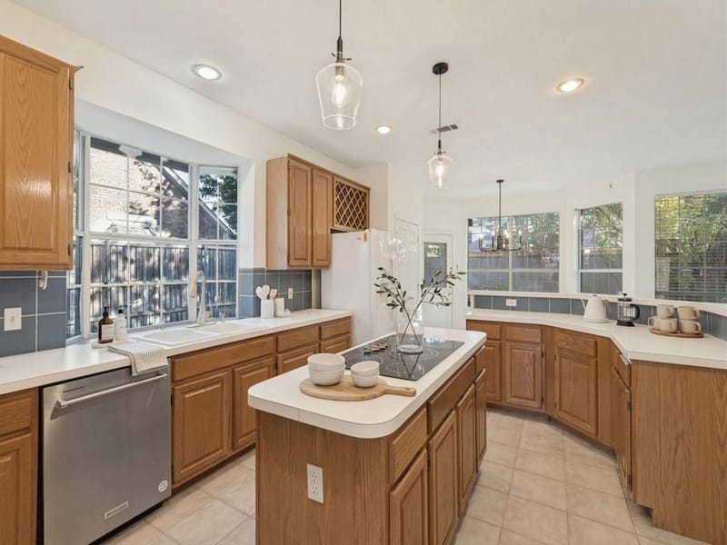 2032 Liverpool Drive, Plano TX 75025 - Photo 9