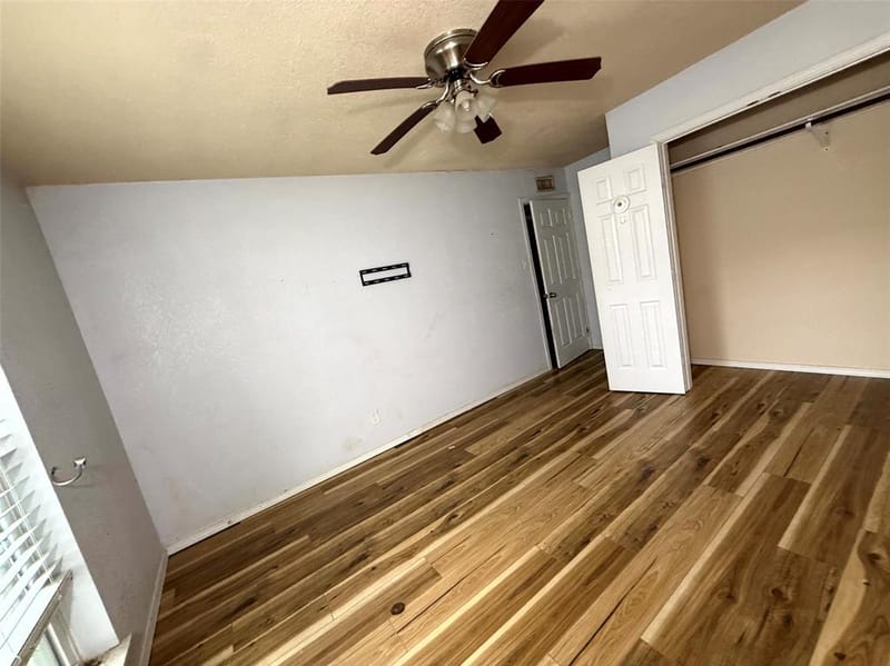 305 S Willow Street, Mansfield TX 76063 - Photo 20