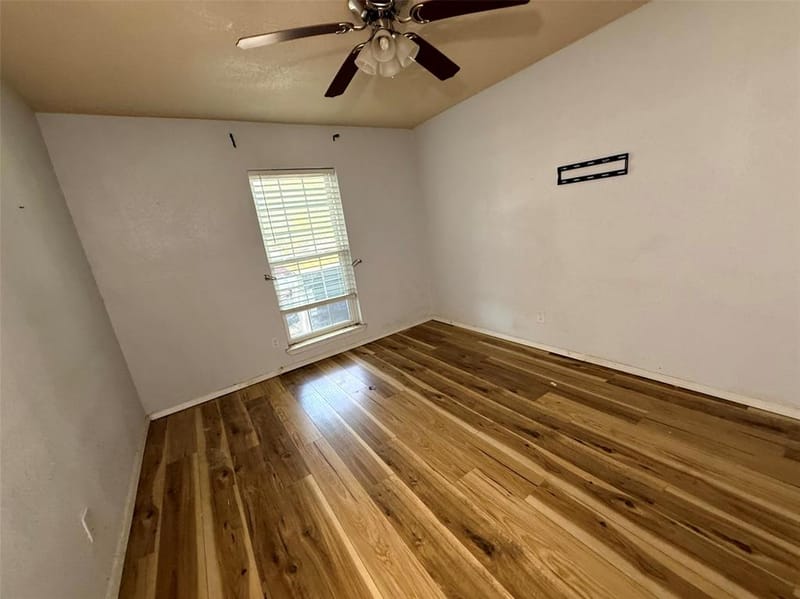 305 S Willow Street, Mansfield TX 76063 - Photo 14