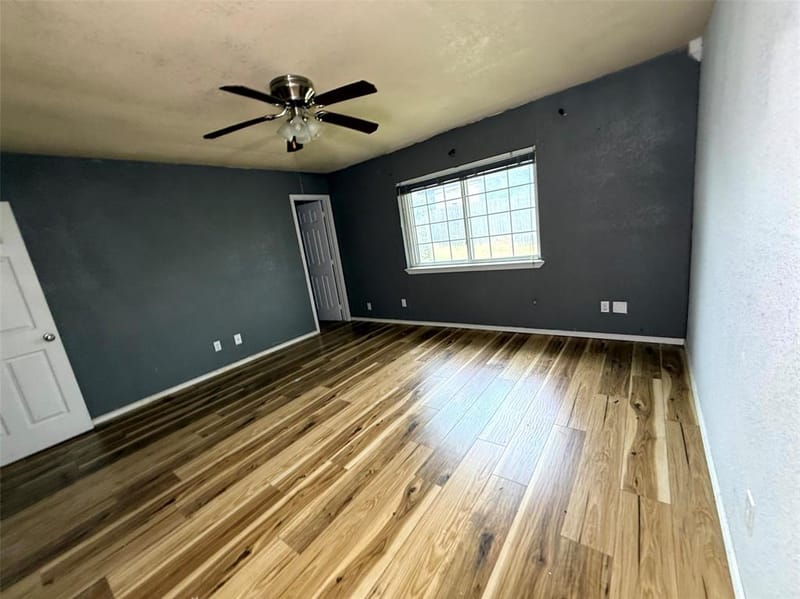 305 S Willow Street, Mansfield TX 76063 - Photo 21