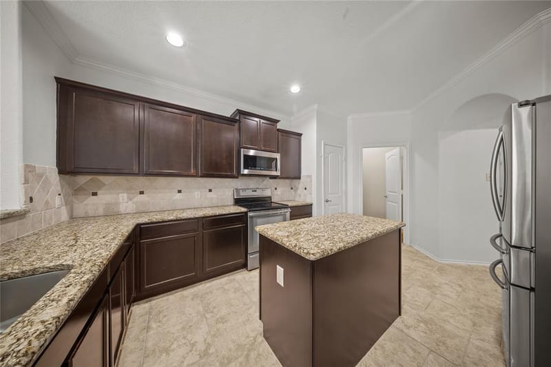 2417 Michelle Creek Drive, Little Elm TX 75068 - Photo 6