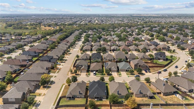 2417 Michelle Creek Drive, Little Elm TX 75068 - Photo 28