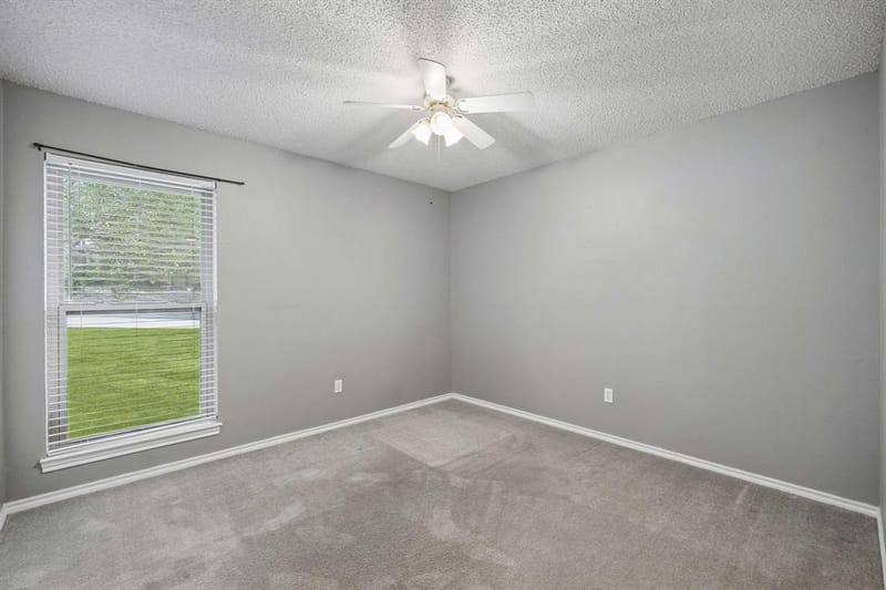3702 Elmcrest Circle, Garland TX 75040 - Photo 17