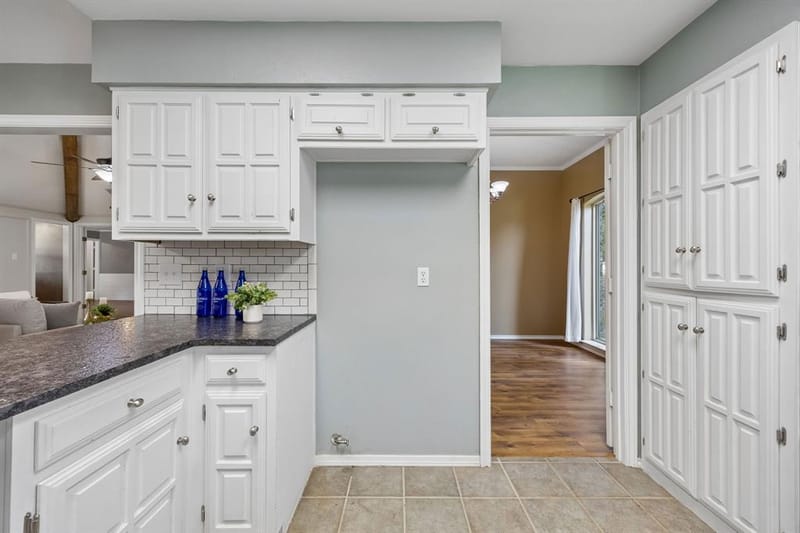 3702 Elmcrest Circle, Garland TX 75040 - Photo 7