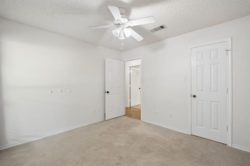 3702 Elmcrest Circle, Garland TX 75040 - Photo 20