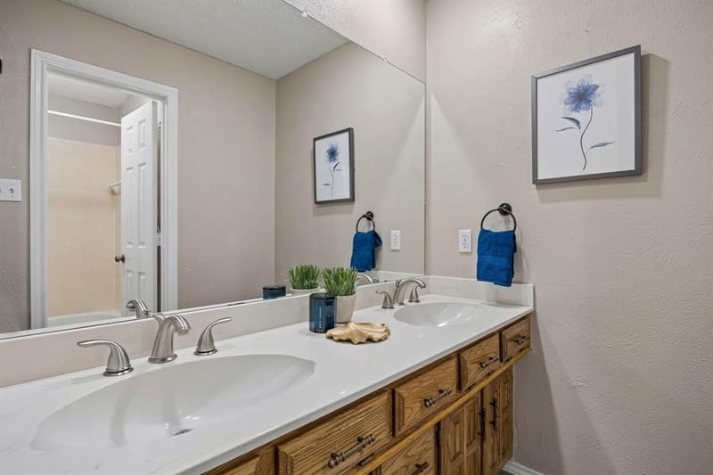 3702 Elmcrest Circle, Garland TX 75040 - Photo 21