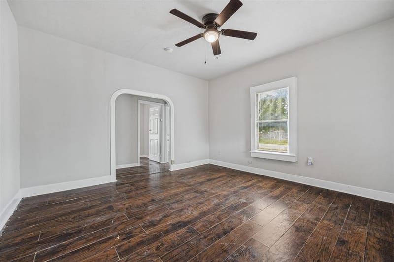 1801 W Bond Street, Denison TX 75020 - Photo 6
