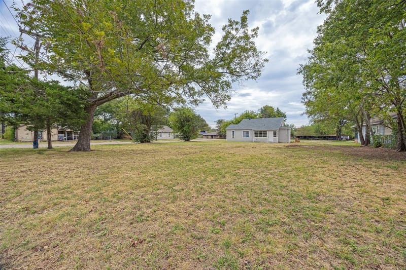 1801 W Bond Street, Denison TX 75020 - Photo 30