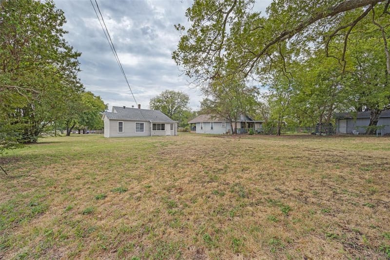 1801 W Bond Street, Denison TX 75020 - Photo 31