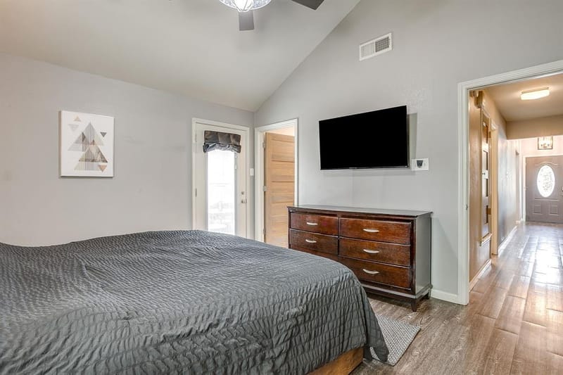 507 Heather Drive, Granbury TX 76048 - Photo 17