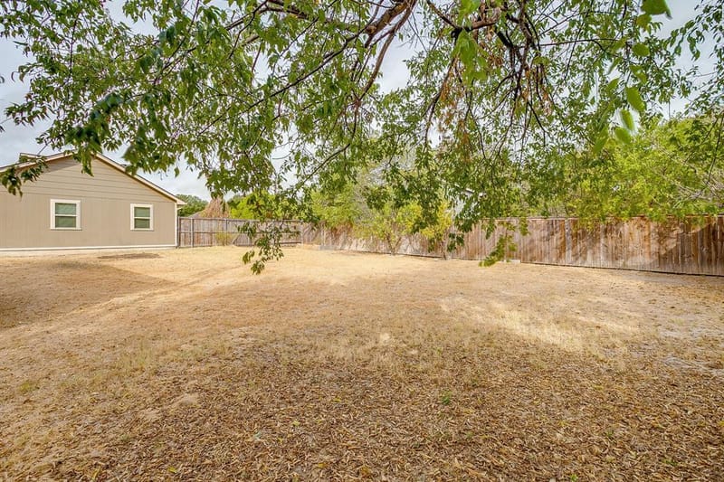 507 Heather Drive, Granbury TX 76048 - Photo 30