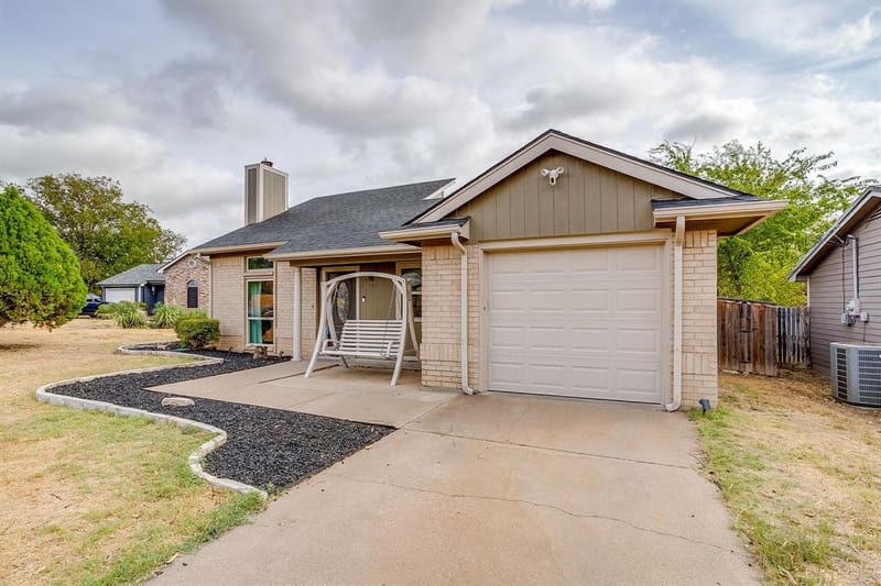 507 Heather Drive, Granbury TX 76048 - Photo 31