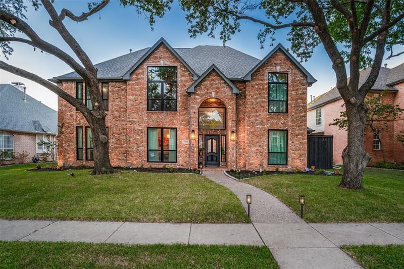 6209 Warrington Drive, Plano TX 75093 - Photo 2