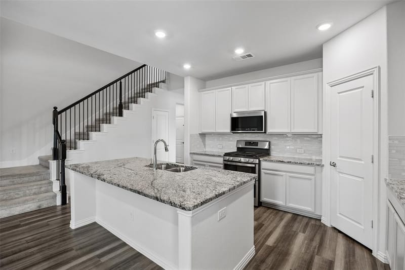 1940 Tomahawk Trail, Aubrey TX 76227 - Photo 6